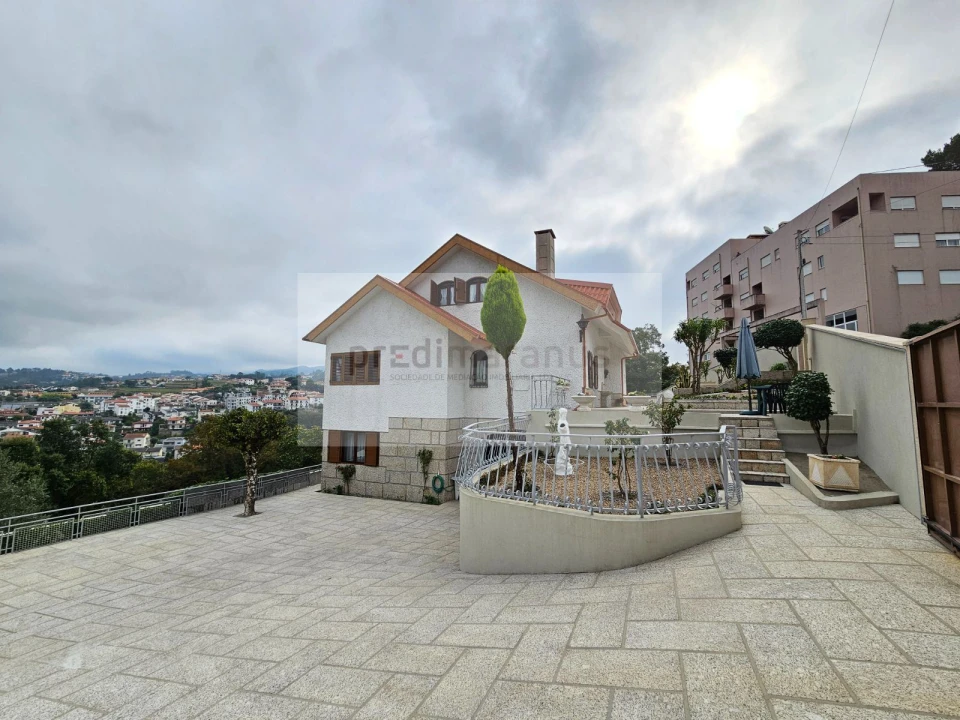 Moradia T5 para Venda em Amarante (São Gonçalo), Madalena, Cepelos e Gatão Foto 25