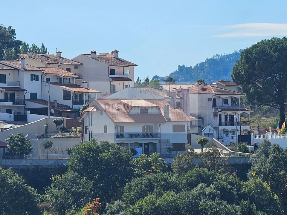 Moradia T5 para Venda em Amarante (São Gonçalo), Madalena, Cepelos e Gatão Foto 27