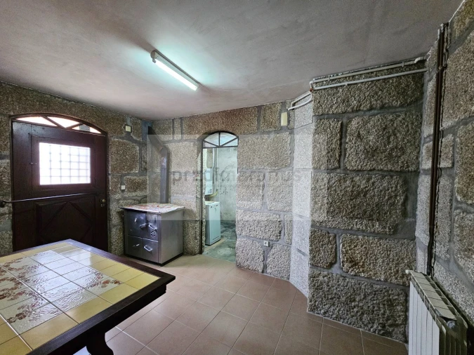 Moradia T5 para Venda em Amarante (São Gonçalo), Madalena, Cepelos e Gatão Foto 18