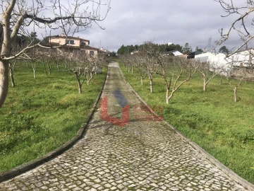 Moradia T5 para Venda em Marrazes e Barosa