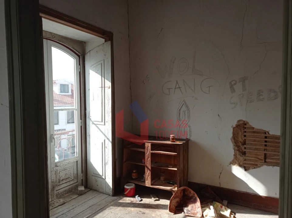 Moradia T3 para Venda em Porto de Mós - São João Baptista e São Pedro Foto 9