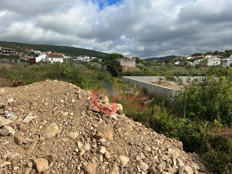 Terreno para Venda em Porto de Mós - São João Baptista e São Pedro Foto 5