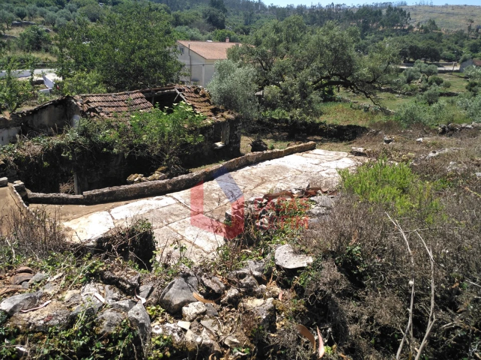 Moradia T3 para Venda em Serro Ventoso Foto 7