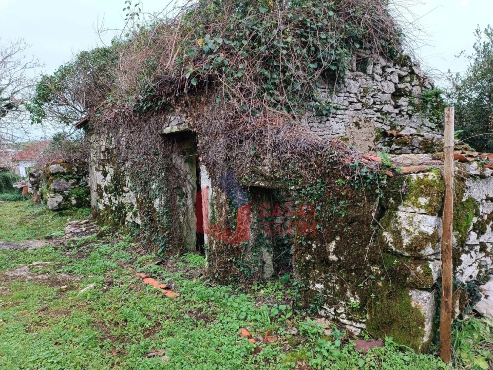 Moradia T3 para Venda em Serro Ventoso Foto 9