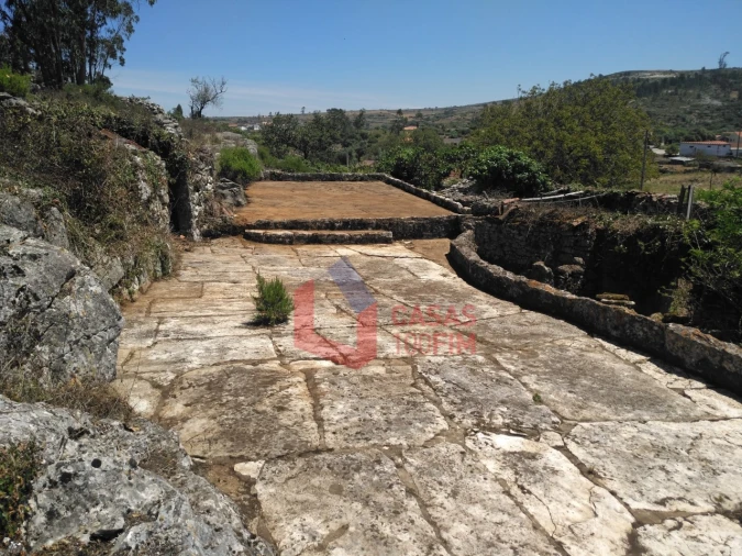 Moradia T3 para Venda em Serro Ventoso Foto 5