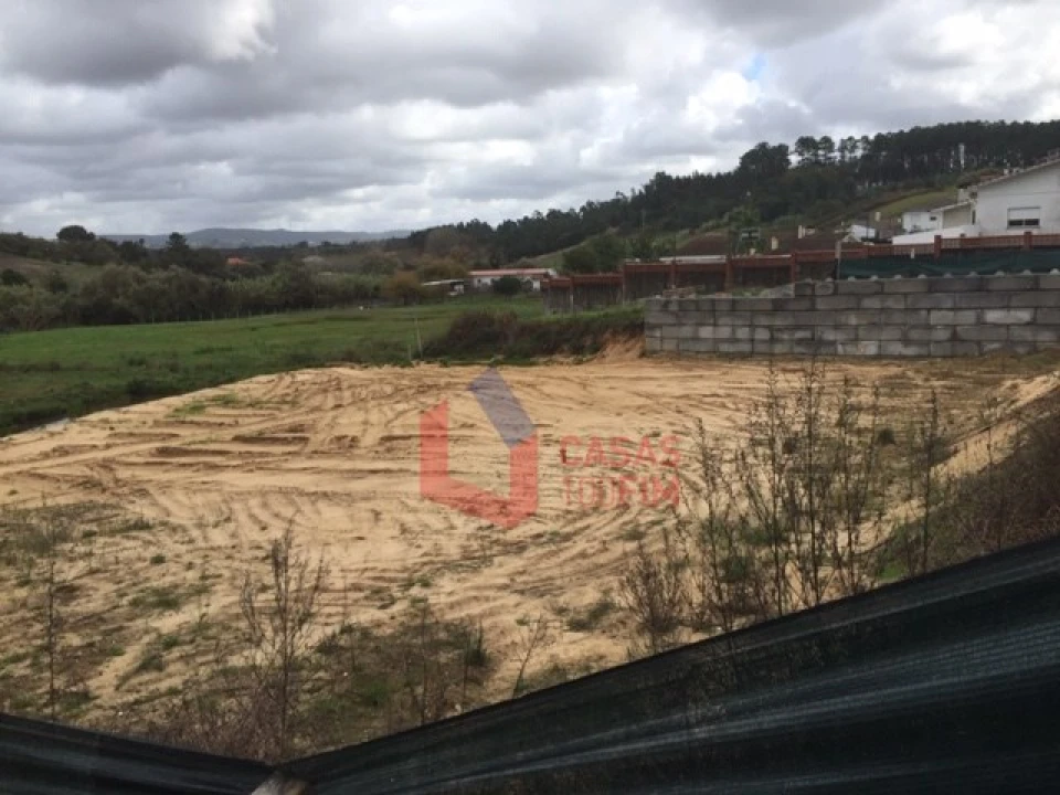 Terreno para Venda em Maceira Foto 2