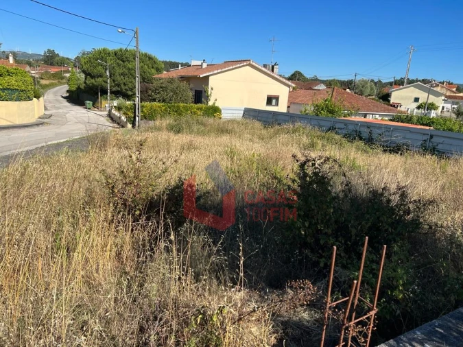 Terreno para Venda em Calvaria de Cima Foto 3