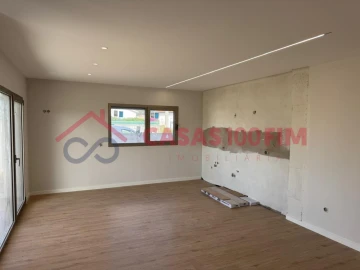Moradia T3 para Venda em Batalha