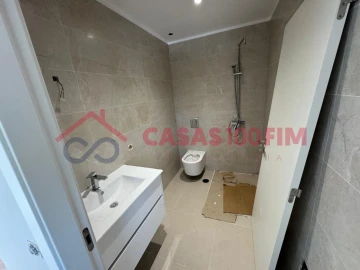 Moradia T3 para Venda em Batalha