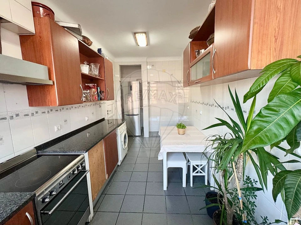 Apartamento T2 para Venda em Penha de França Foto 9