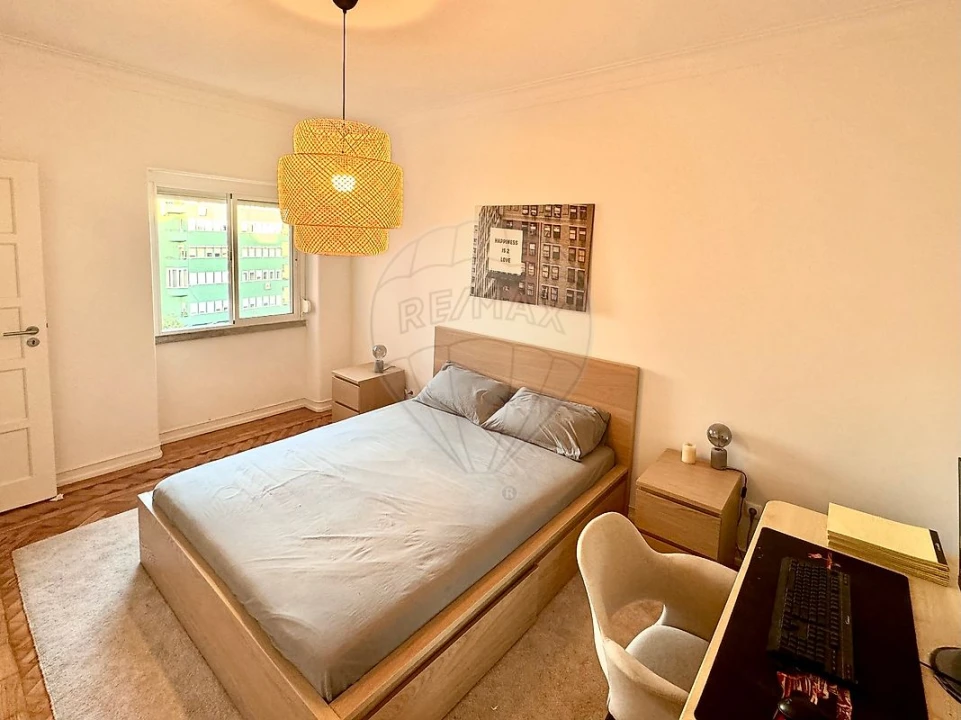 Apartamento T2 para Venda em Penha de França Foto 14