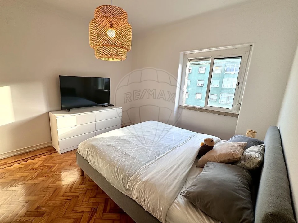 Apartamento T2 para Venda em Penha de França Foto 12
