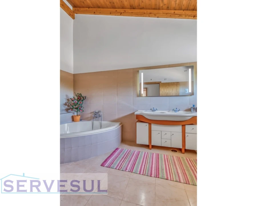Moradia T3 para Venda em Silves Foto 22
