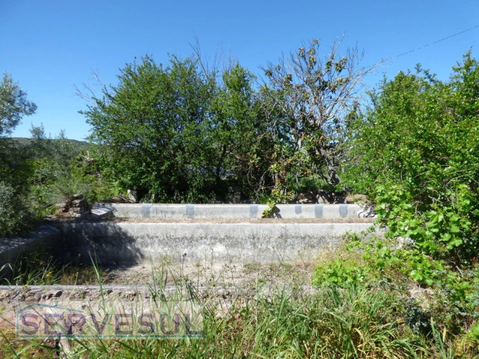 Moradia T2 para Venda em Alte Foto 27