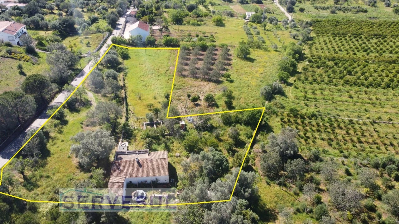 Moradia T2 para Venda em Alte Foto 2
