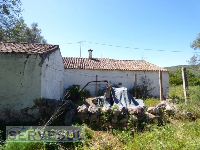 Moradia T2 para Venda em Alte Foto 15