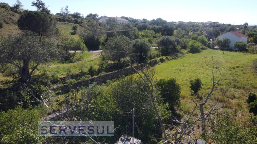 Moradia T2 para Venda em Alte Foto 30