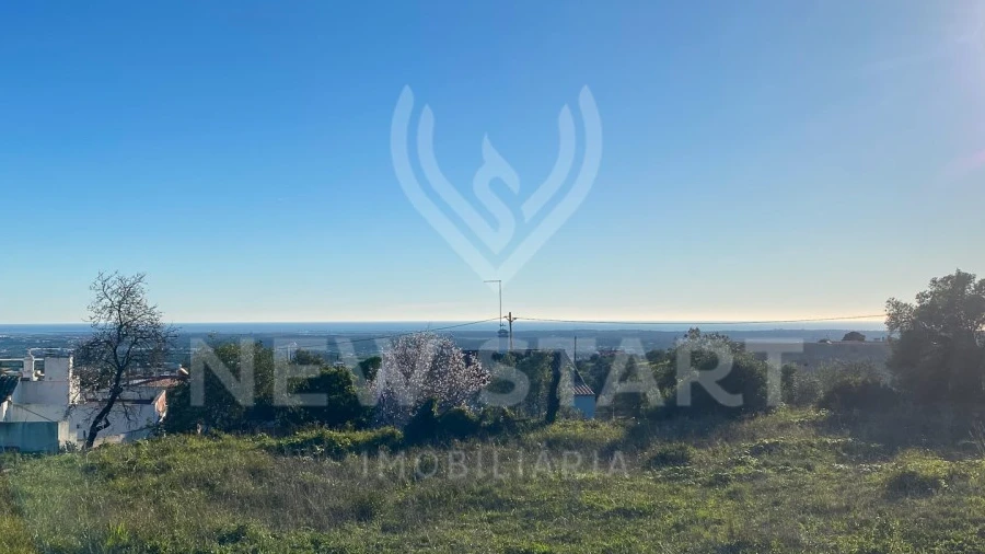 Terreno Misto para Venda em Santa Barbara de Nexe