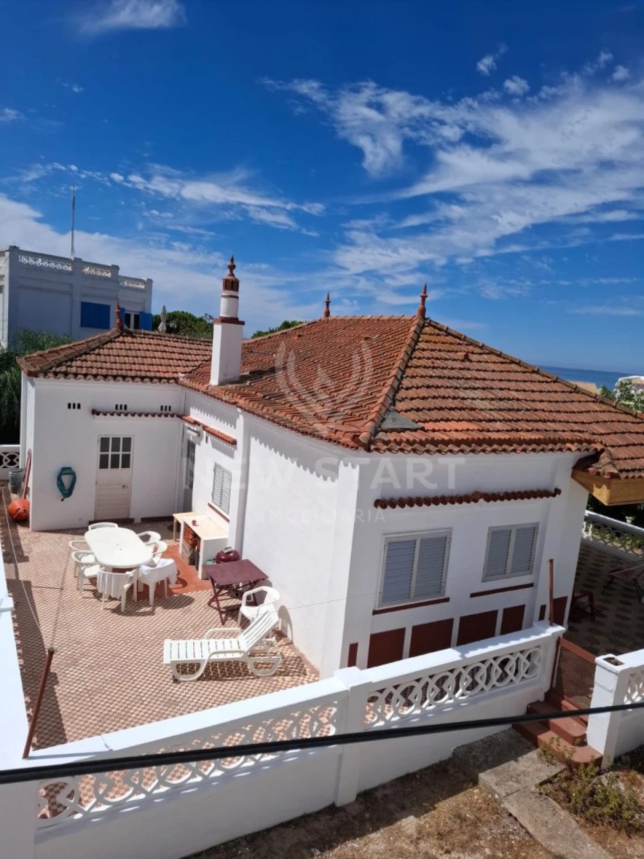 Moradia T6 para Venda em Olhão Foto 1