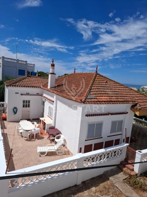 Moradia T6 para Venda em Olhão