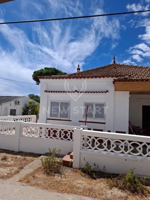 Moradia T6 para Venda em Olhão