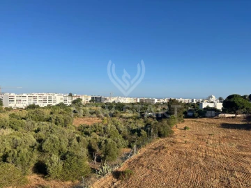 Moradia T4 para Venda em Quelfes