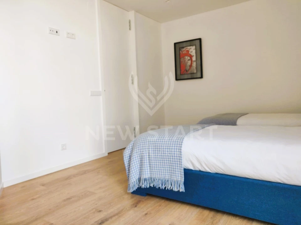 Apartamento T3 para Venda em Olhão Foto 10