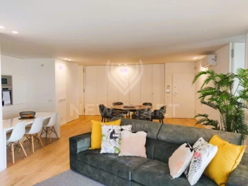 Apartamento T3 para Venda em Olhão