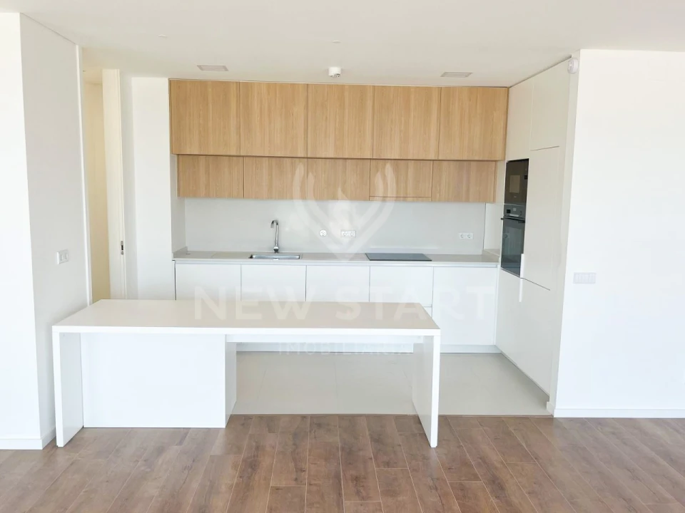 Apartamento para Venda em Olhão Foto 2
