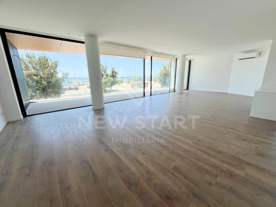 Apartamento para Venda em Olhão Foto 30
