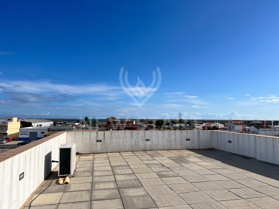 Moradia T4 para Venda em Pechão Foto 45