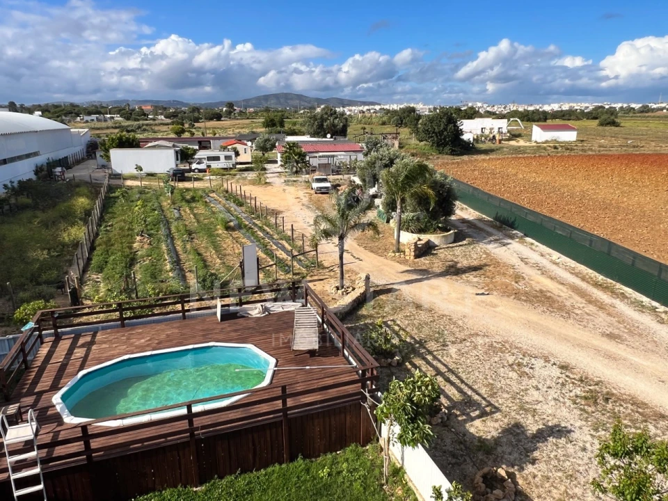 Moradia T4 para Venda em Pechão Foto 48