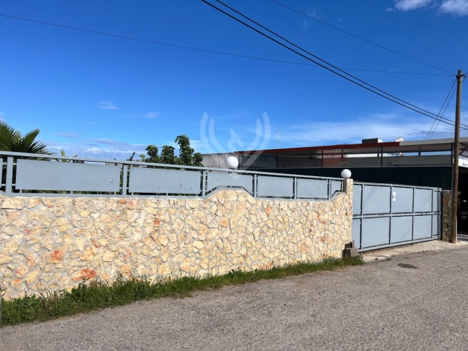 Moradia T4 para Venda em Pechão Foto 49