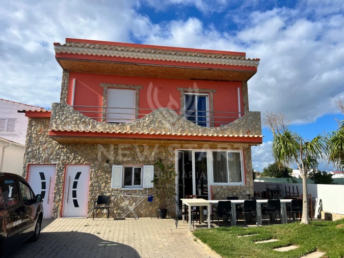 Moradia T4 para Venda em Pechão