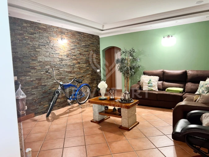 Moradia T4 para Venda em Pechão Foto 19