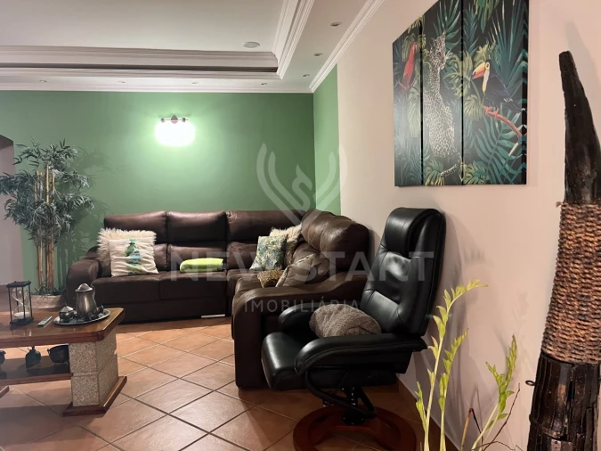 Moradia T4 para Venda em Pechão Foto 20