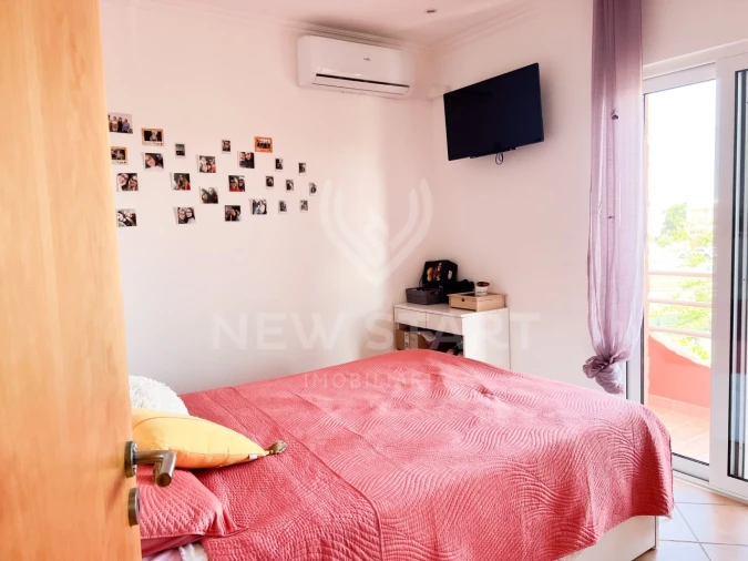 Moradia T4 para Venda em Pechão Foto 34