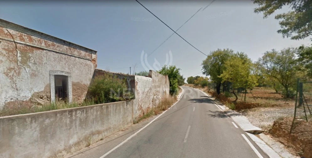 Terreno Misto para Venda em Quelfes Foto 3