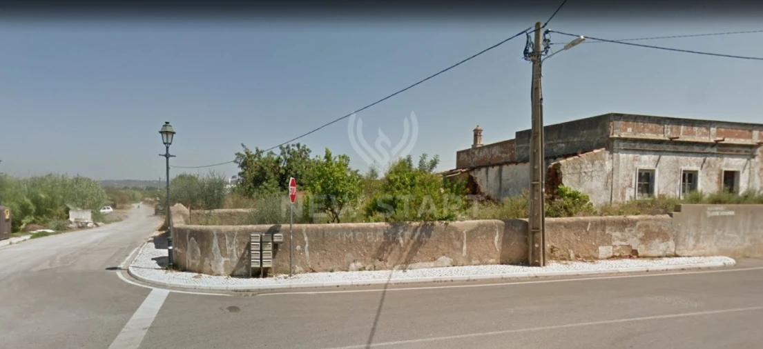 Terreno Misto para Venda em Quelfes Foto 5