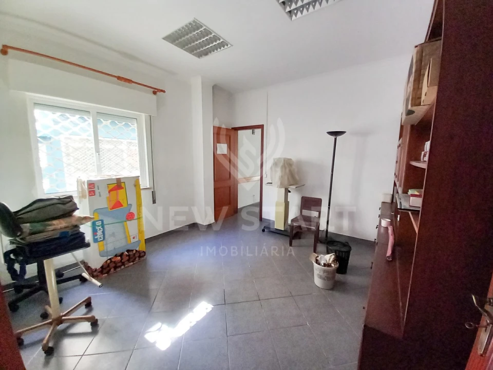 Loja para Venda em Olhão Foto 5