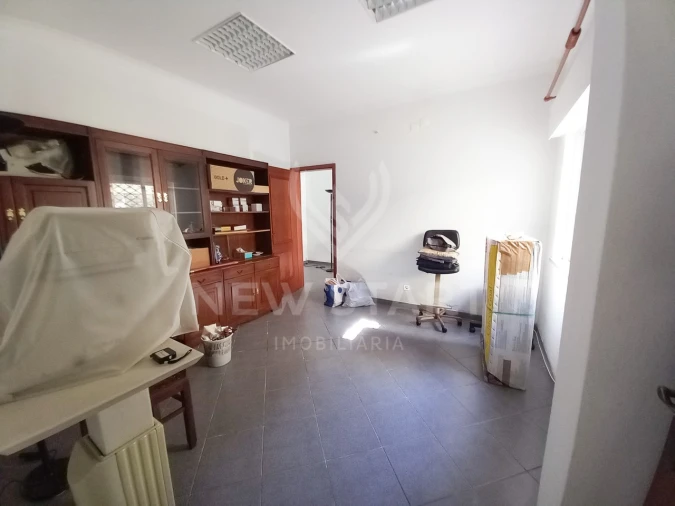 Loja para Venda em Olhão Foto 4