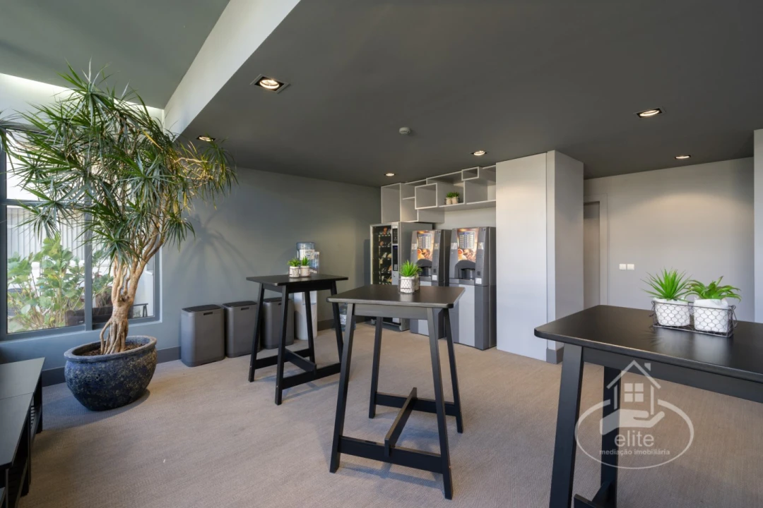 Armazém para Venda em Setubal (São Sebastião) Foto 20