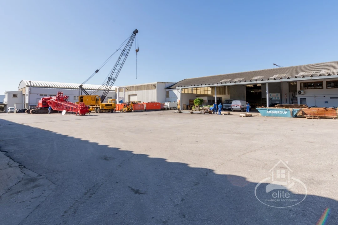 Armazém para Venda em Setubal (São Sebastião) Foto 26
