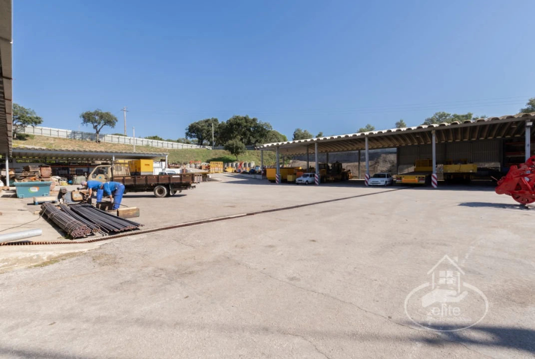 Armazém para Venda em Setubal (São Sebastião) Foto 30