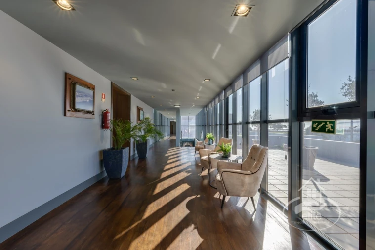 Armazém para Venda em Setubal (São Sebastião) Foto 10