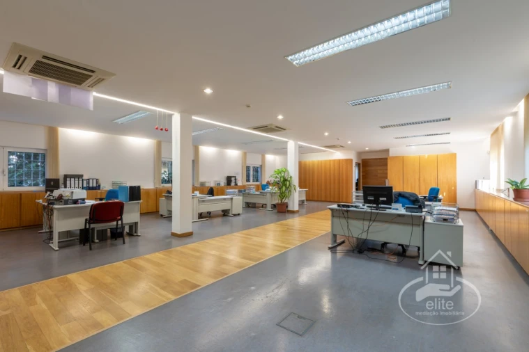 Armazém para Venda em Setubal (São Sebastião) Foto 21