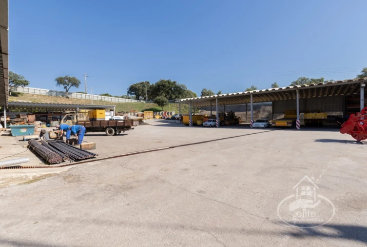 Armazém para Venda em Setubal (São Sebastião) Foto 30