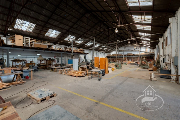 Armazém para Venda em Setubal (São Sebastião) Foto 42