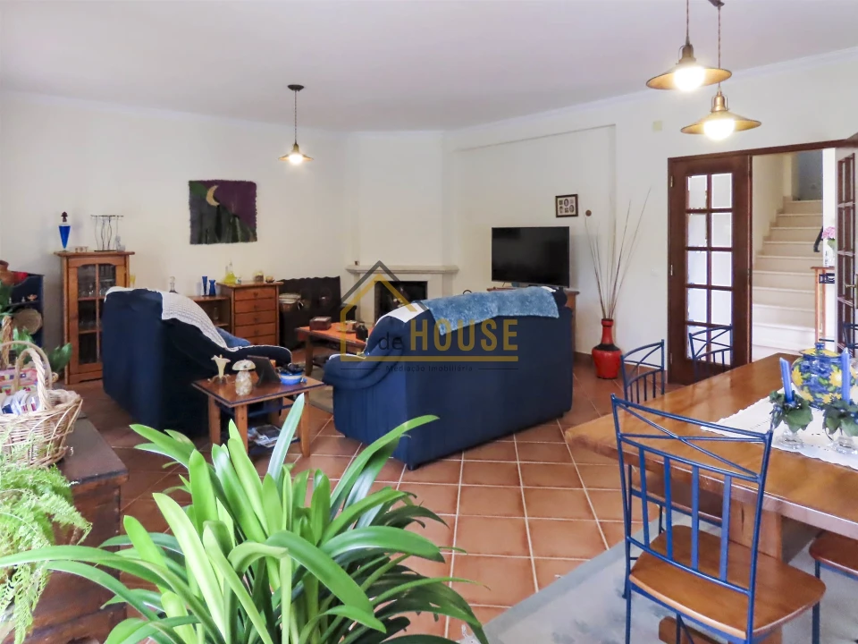 Moradia T3 para Arrendamento em Carvalhal Foto 3