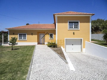 Moradia T3 para Arrendamento em Carvalhal